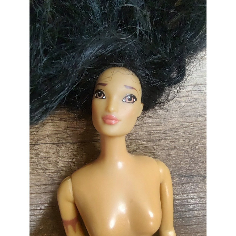 Disney Princess Pocahontas Fashion Doll Nude Arm Tattoo Articulated Feet D89
